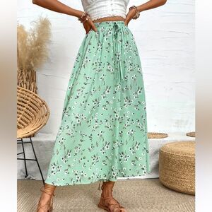 Sage Green White Ditsy Floral Skirt S